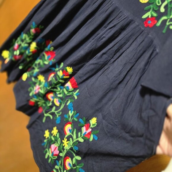 371. NWT Riviera Sun Rayon Crepe Short Dress with Multicolored Embroidery XL - Picture 4 of 10